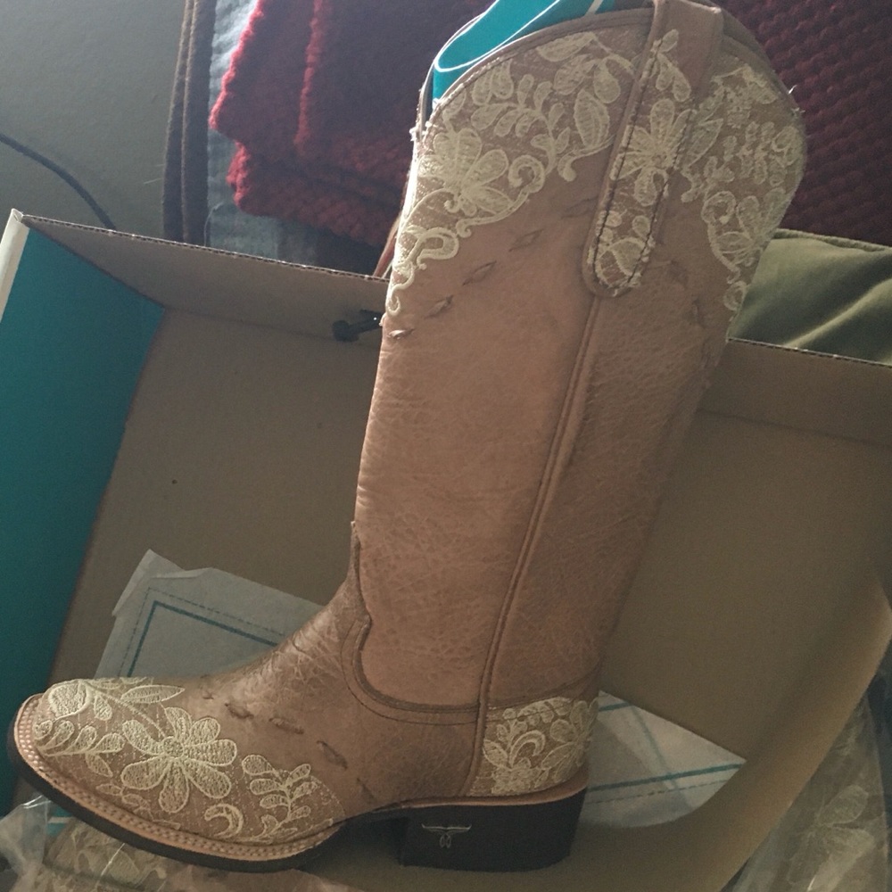 Lane Boots